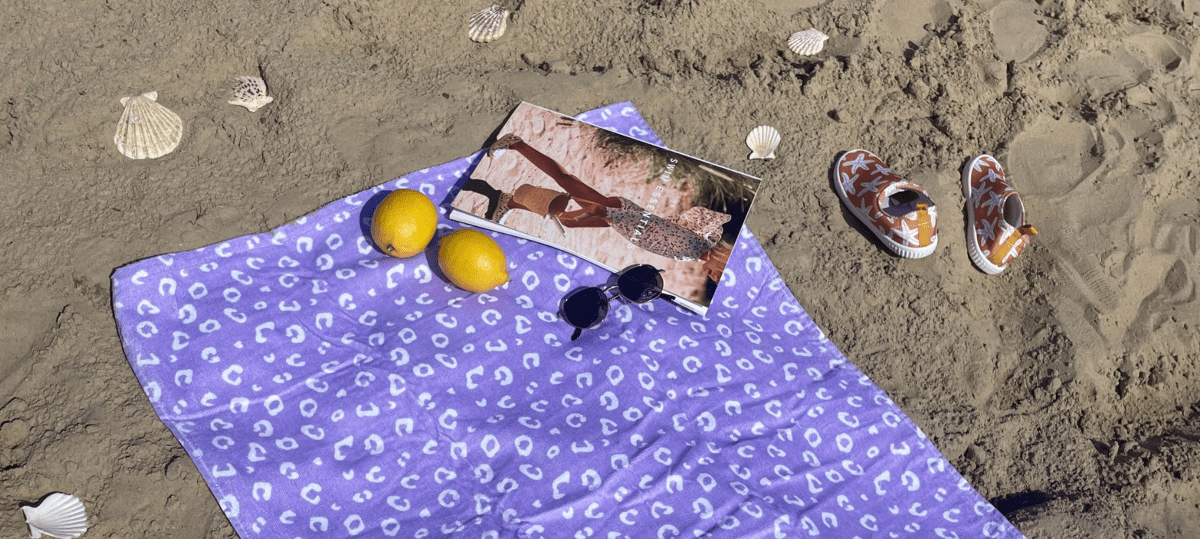 Waarom elk gezin met jonge kinderen strandlakens nodig heeft - Babywinkel