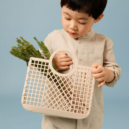 Samantha Basket Sandy