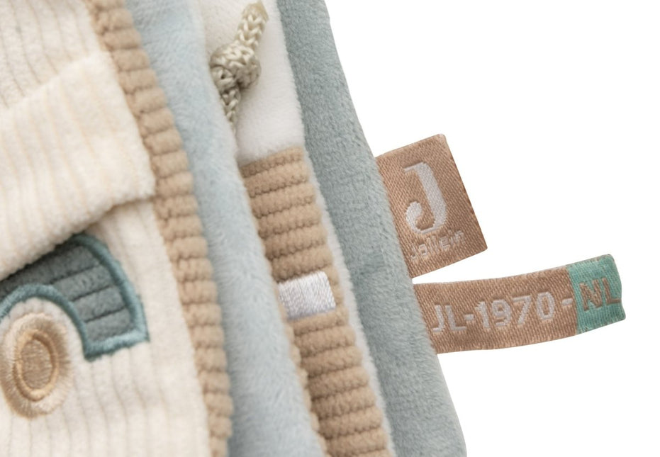 Activiteitenboekje - On The Go koop je bij Babywinkel