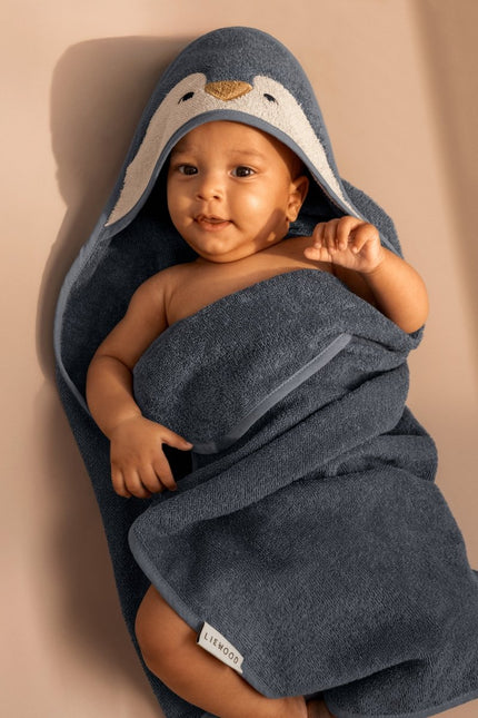 Liewood Badcape Baby Albert Penguin Ocean View Mix koop je bij Babywinkel