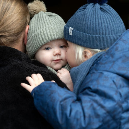 Baby's Only Babymutsje met Pompon Cool Urban Green 3 - 36Mnd - Baby's Only - Babywinkel - 8720791359126