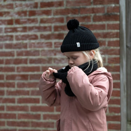 Baby's Only Babymutsje met Pompon Cool Zwart 3 - 36Mnd - Baby's Only - Babywinkel - 8720791359089