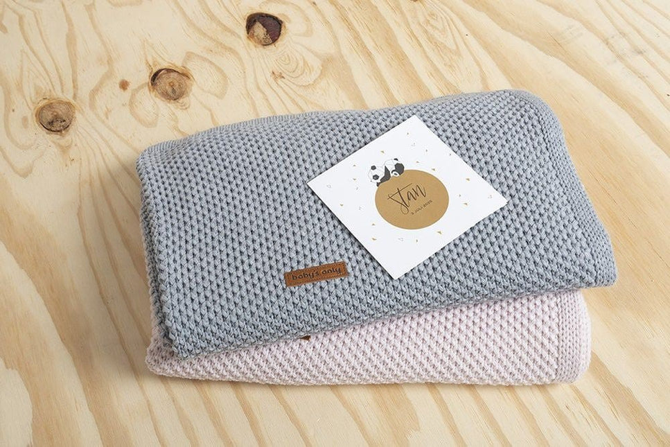 Baby's Only Ledikantdeken Flavor Grijs koop je bij Babywinkel