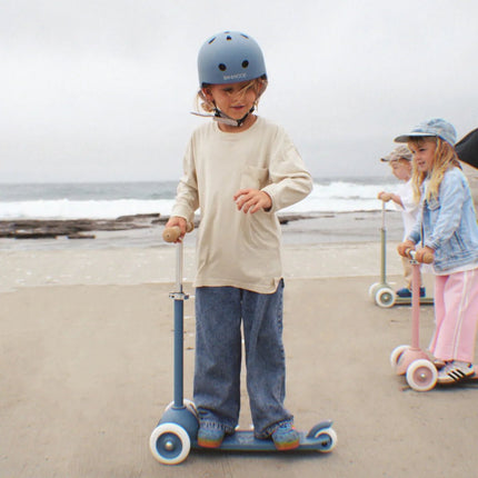 Banwood Eco Kinderhelm Deep Sea koop je bij Babywinkel