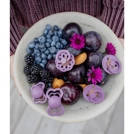 BIBS Speen Maat 1 Latex Boheme Fossil Grey/Mauve 2st koop je bij Babywinkel