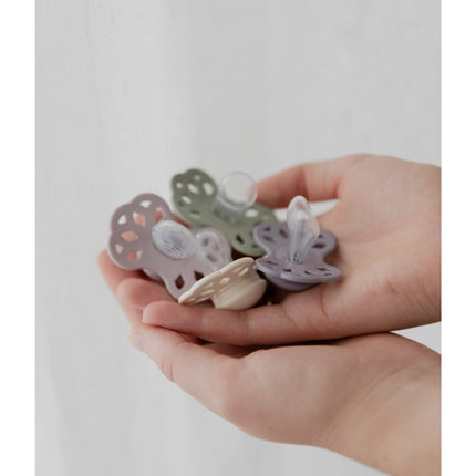 BIBS Speen Maat 1 Silicone Anatomical Blossom/Dusky Lilac 2st - BIBS - Babywinkel - 5713795243716