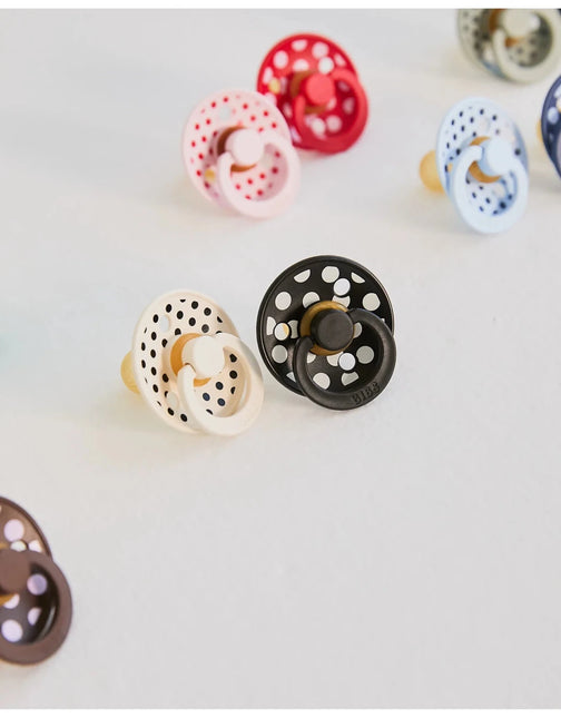 BIBS Spenen Maat 2 Studio Colour Polka Latex Blossom/Candy Apple 2st koop je bij Babywinkel
