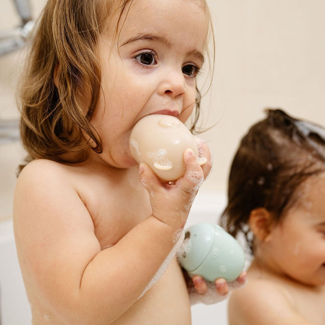 BT5 - Bath toys set with thermometer - Babywinkel - 8711902085645