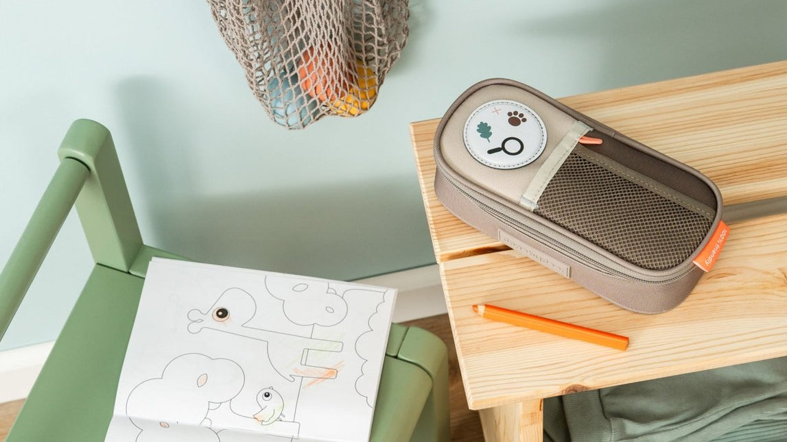 Done By Deer Pennen Etui Tiny Trails Sand koop je bij Babywinkel