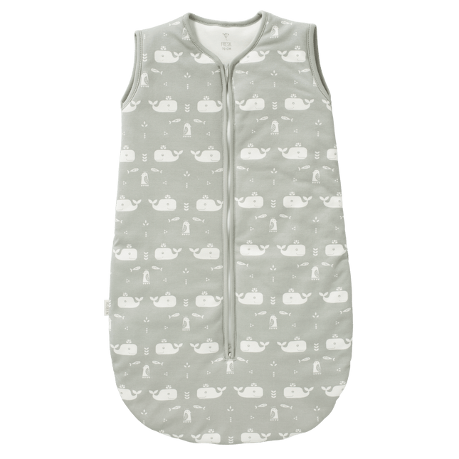 Fresk Slaapzak Baby Slaapzak Met Lichte Voering Whale Dawn Grey koop je bij Babywinkel