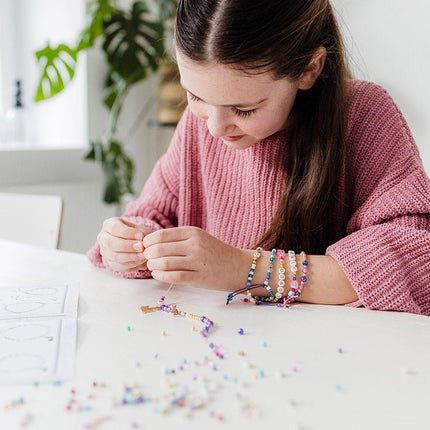 Gekleurde Knutselset Kralen Armbanden Maken - Babywinkel - 8714274028234