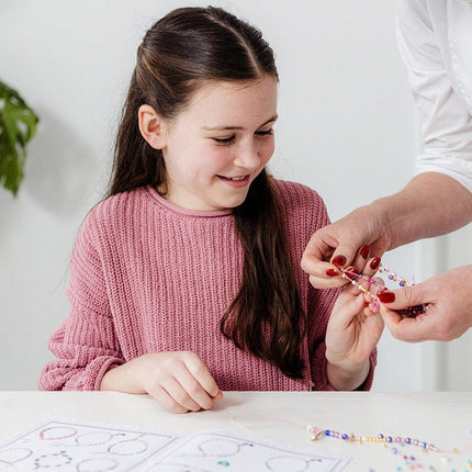 Gekleurde Knutselset Kralen Armbanden Maken - Babywinkel - 8714274028234
