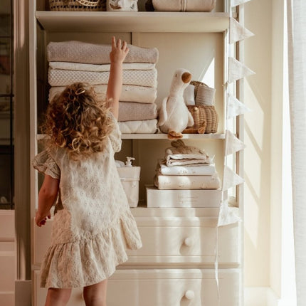 Little Dutch Ledikantdeken Beige Little Goose koop je bij Babywinkel