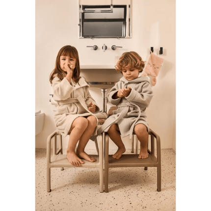 Liewood Opstapje Melanie 2-Step Stool Sandy koop je bij Babywinkel