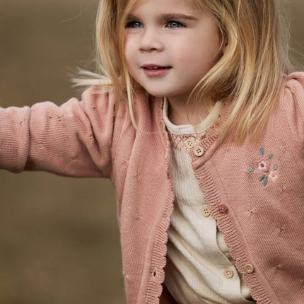 Little Dutch Baby Vestje Deep Pink koop je bij Babywinkel
