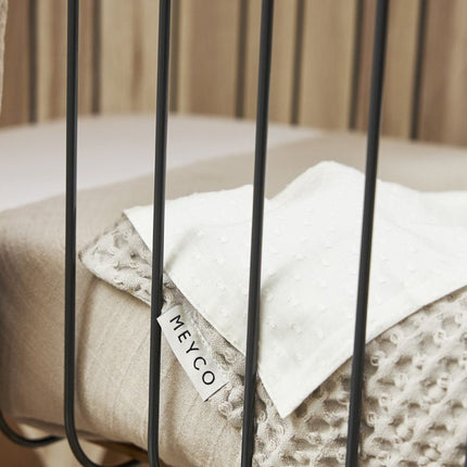 Meyco Baby Waffle Cotton Wiegdeken Greige 75x100cm - Meyco - Babywinkel - 4054703235418