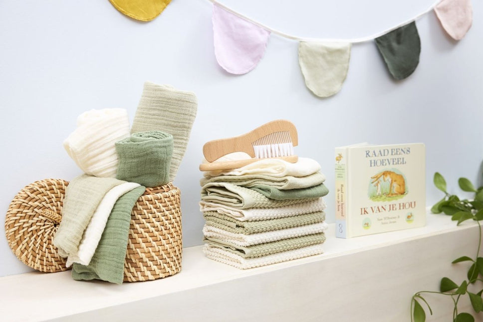 Monddoekjes 6 - pack Popcorn - natural/soft olive - 30x30cm - Babywinkel - 4054703620559