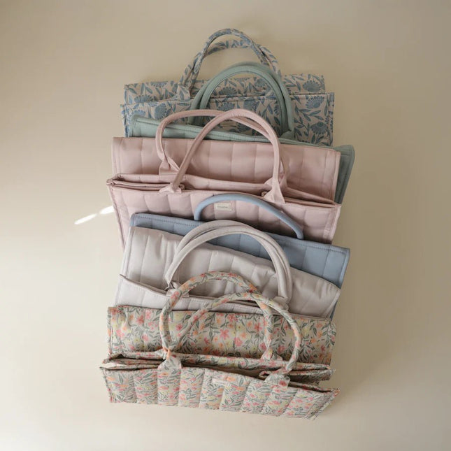 Mushie Draagbare Luier Organizer Blush koop je bij Babywinkel