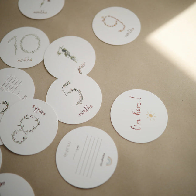 Mushie Mijlpaalkaarten Rond koop je bij Babywinkel