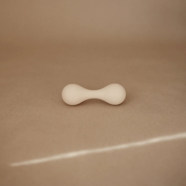 Mushie Rammelaar Shifting Sands - Mushie - Babywinkel - 810052469959