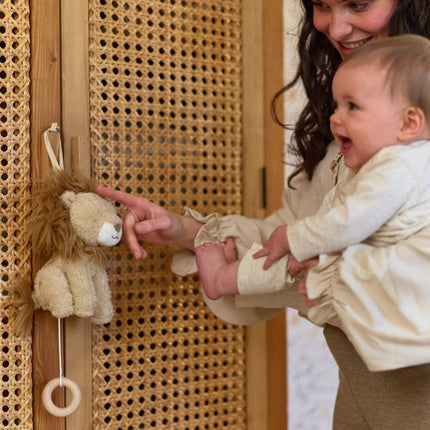 <tc>Little Dutch</tc> Wisząca dekoracja muzyczna „Lew Safari”