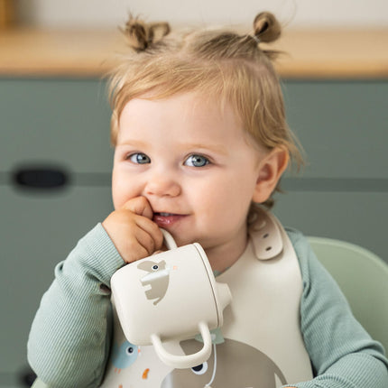 Siliconen drinkbeker met tuit en handvatten Celebration Sand koop je bij Babywinkel