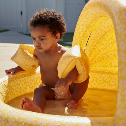 Swim Essentials Zwemarmbanden – Florish Yellow koop je bij Babywinkel